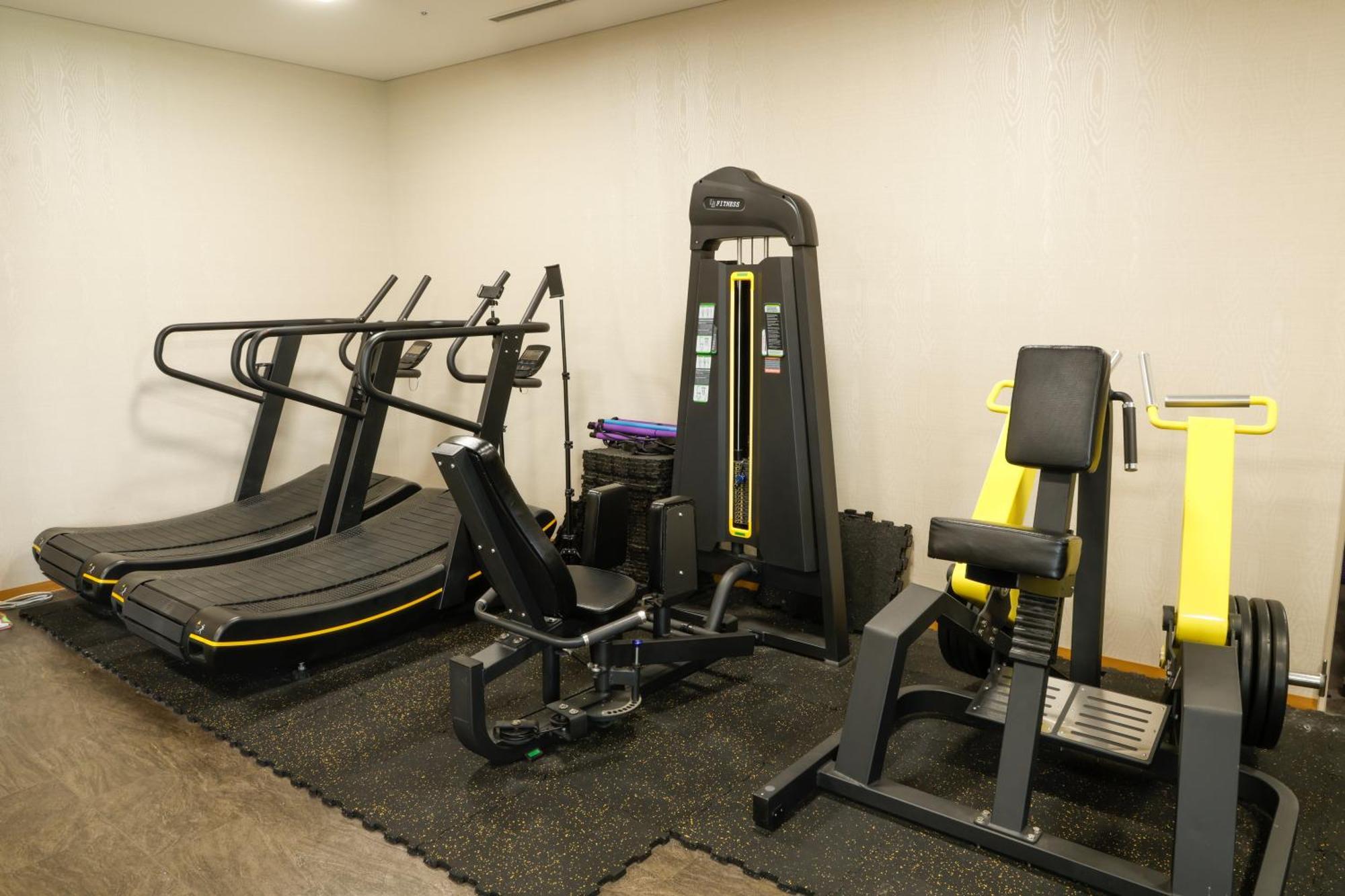 Hida Takayama Onsen Takayama Green Hotel - Keio Group Hotels - Εξωτερικό φωτογραφία A gym in a private home